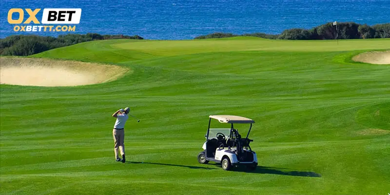 Sân golf Oxbet với thiết kế xanh mát, hài hòa thiên nhiên.